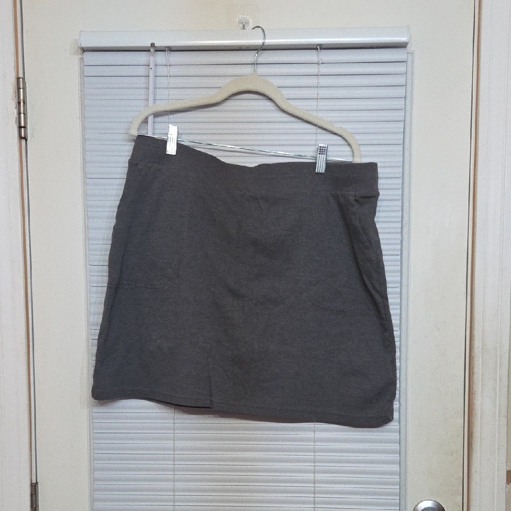 Croft & Barrow Gray Skort